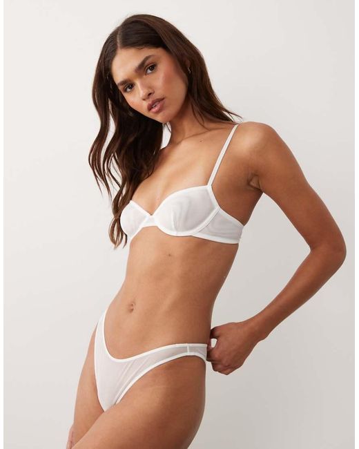 ASOS Tammy in het White