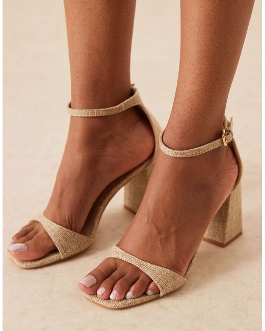 Niya - sandales à talon carré mi-haut - raphia Raid en coloris Brown
