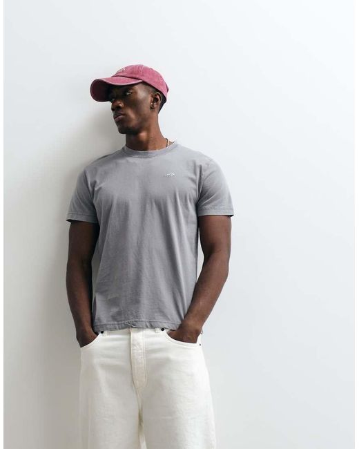 Hollister Pink Slim Fit Icon Logo Crew Neck T-shirt for men