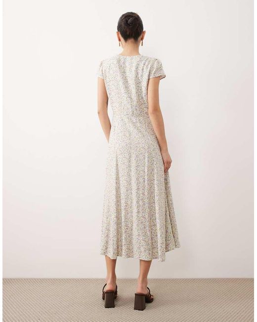 Nobody's Child Petite Natural Avery V-neck Cap Sleeve Floral Print Midi Dress