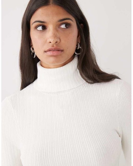 Collusion White Soft Knitted Ribbed Roll Neck Jumper