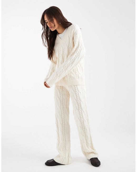 Pull d'ensemble en maille torsadée 4th & Reckless en coloris White