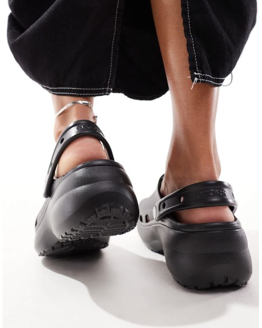 CROCSTM Black – klassische clogs