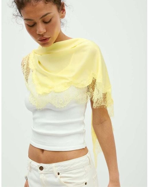 Stradivarius Yellow Lace Pareo