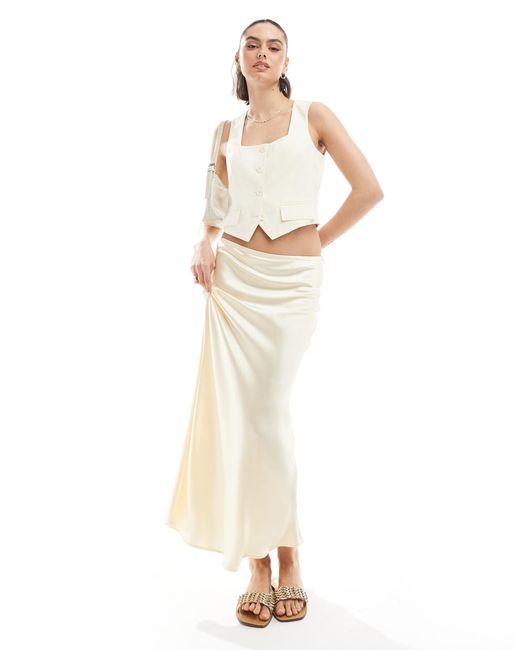 New Look White – midirock aus satin
