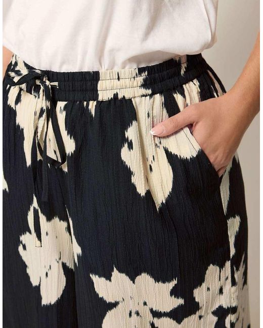 Yours Clothing Blue Floral Textured Wide Leg Trousers