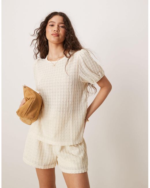 Vila Natural Textured Shorts