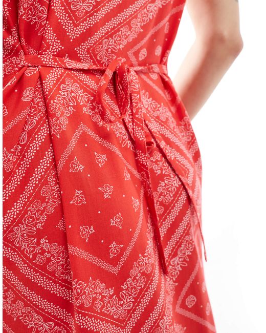 Miss Selfridge Red – maxi-schlupfkleid mit riemchenträgern, bandana-print und u-ausschnitt