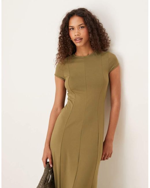 Vestito Lungo Kaki Con Maniche Ad Aletta E Cuciture A Vista di ASOS in Natural