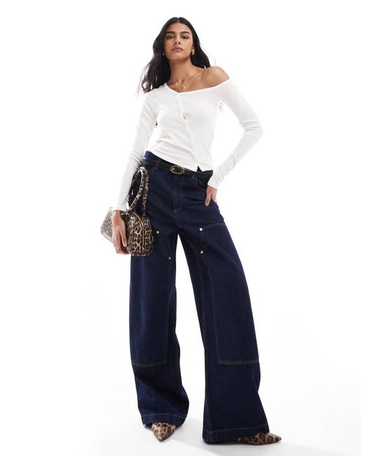 Stradivarius Str in het Blue
