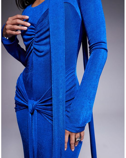 Robe longue froncée avec liens à la taille et à l'encolure - cobalt DASKA en coloris Blue