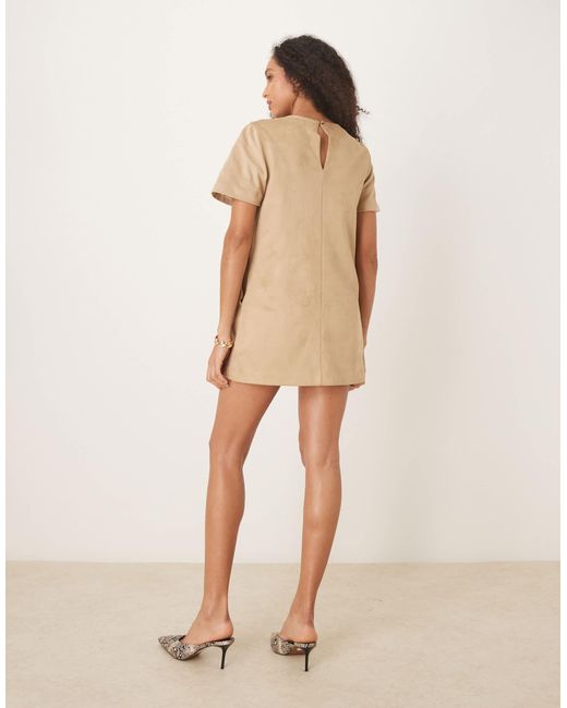 Abercrombie & Fitch Natural – kurzärmliges t-shirt-minikleid aus wildleder