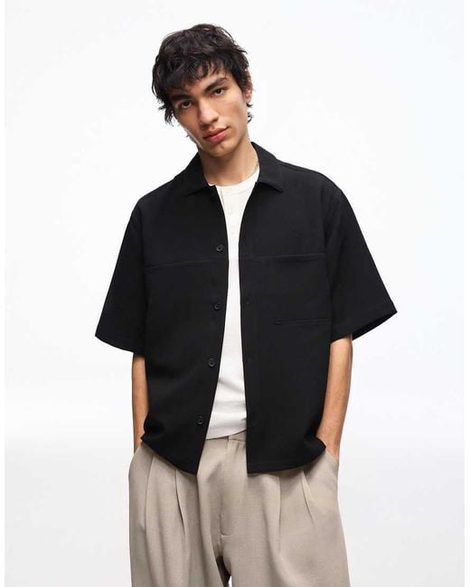 Bershka Black Short Sleeve Boxy Tailored Fit Shirt for men