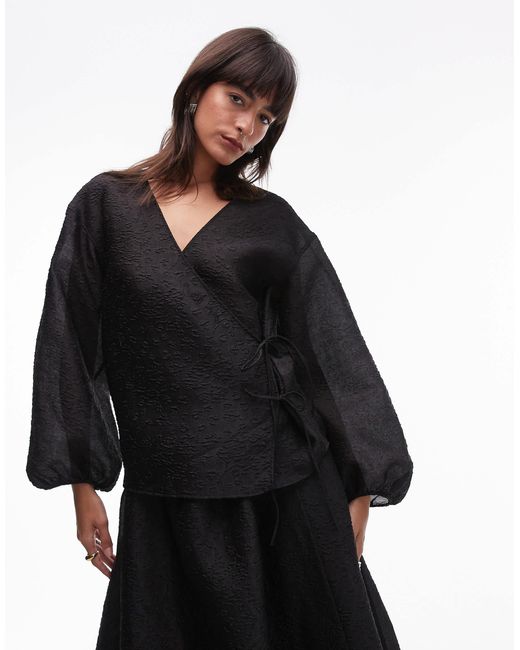ARKET Black – brokatbluse