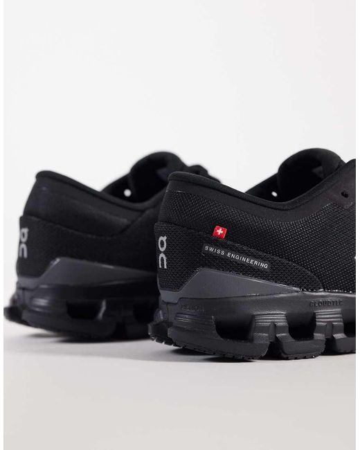 On Shoes Black Cloud X 4 Training Trainers for men