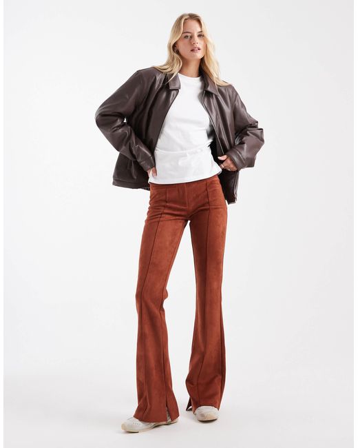 Asos design tall - pantalon évasé en suédine avec poches plaquées - marron ASOS en coloris Red
