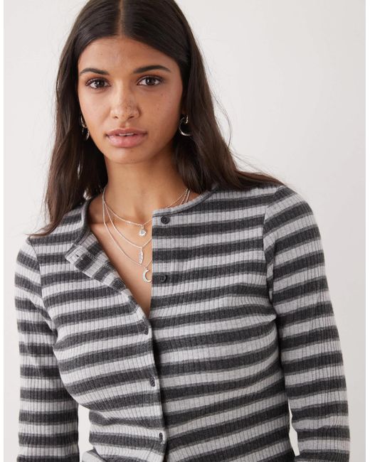 Collusion Blue – langärmlige strickjacke