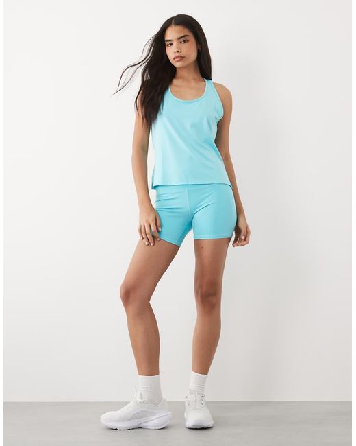 4505 Blue Icon Active Quick Dry Chuck On Performance Singlet