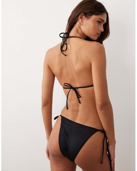 Bea di ASOS in Black
