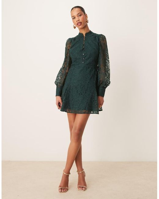 Vestido Corto De Corte Skater Con Mangas Globo De Encaje De Forever New de color Green