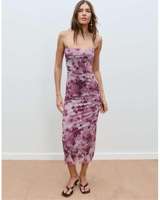 Stradivarius Midi Jurk Van Tule Met Print in het Pink