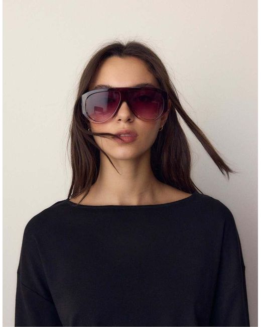 Stradivarius T-Shirt Met Boothals, Lange Mouwen En Buikband in het Blue