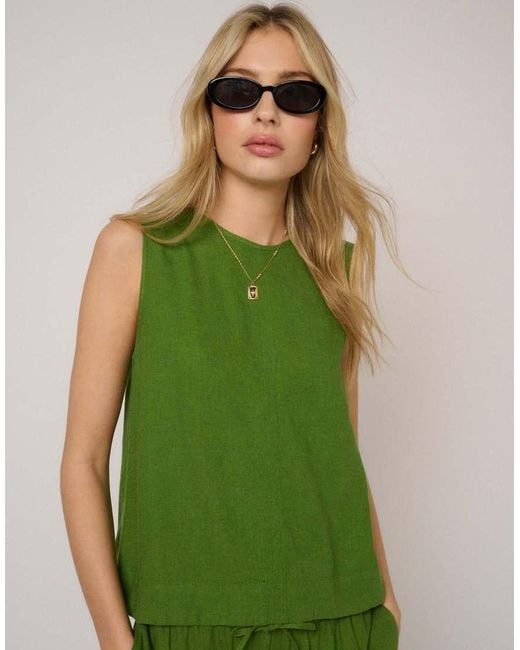 Nobody's Child Green Linen-Blend Sleeveless Swing Top