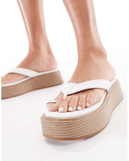London Rebel White Thong Flatform Espadrille Sandal