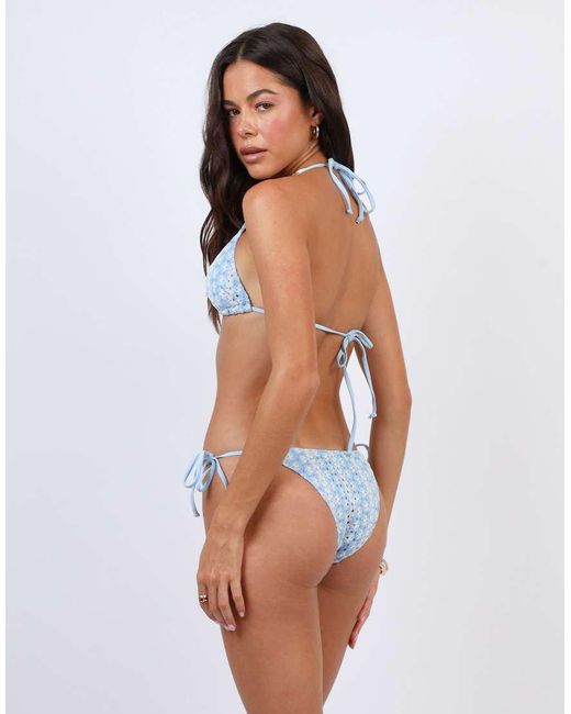 SIMMI White Crochet Triangle Bikini