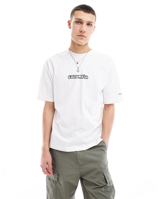 Camiseta blanca con estampado en la espalda hike happiness ii exclusiva en asos Columbia de hombre de color Gray