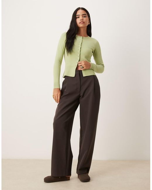 Cardigan Salvia di Threadbare in Green