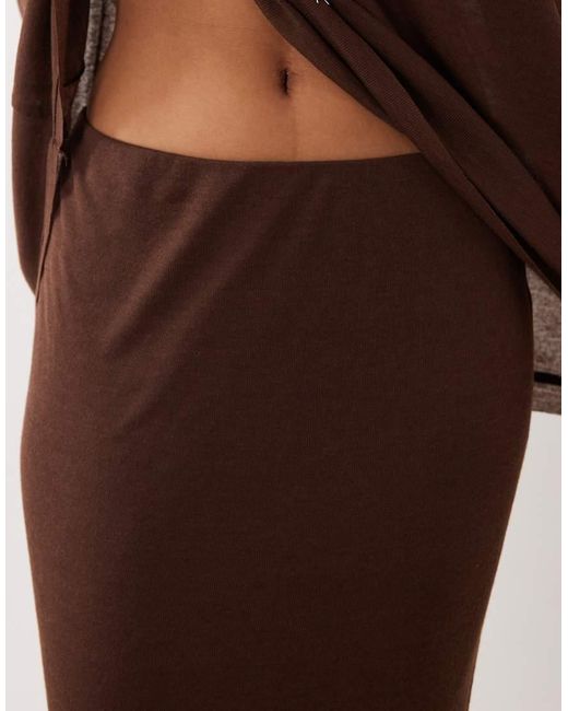 SNDY'S Brown Fine Knit High Waisted Maxi Skirt