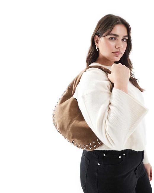 Glamorous Schoudertas Van Imitatiesuède Met Studs in het Natural