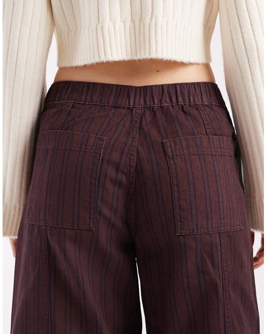 Pantalones Burdeos A Rayas Azul Marino De Corte Barrel Sin Cierres Con Acabado Lavado De -Rojo ASOS de color Red