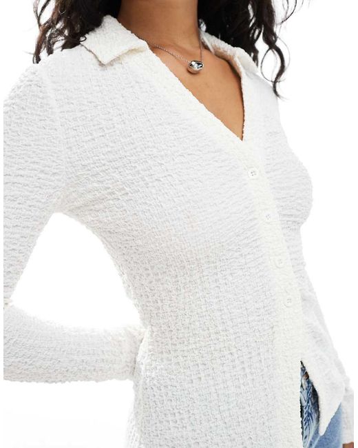 Top Color Panna Testurizzato Con Bottoni di New Look in White