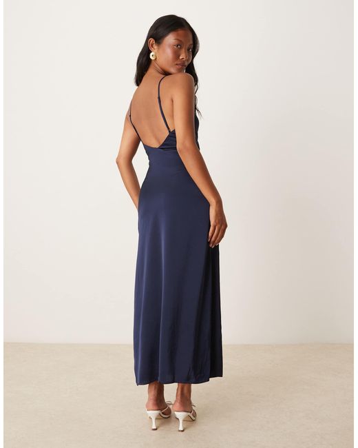 Vila Blue – maxi-trägerkleid aus satin