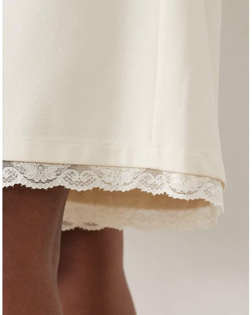 Miss Selfridge Natural Tailored Bermuda Short With Lace Trim