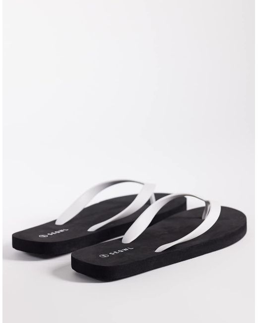 SEQWL Black Flip Flops for men