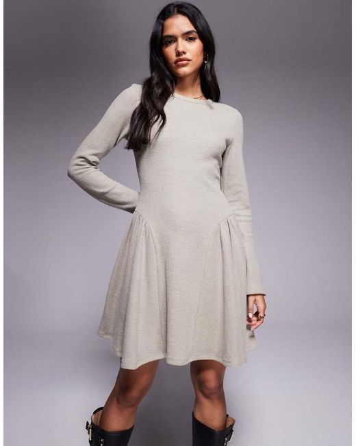 ASOS Superzachte Mini-Jurk Met Lange Mouwen En Godetplooien in het Gray
