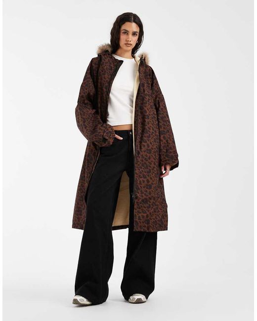 Regatta Brown Waterproof Changing Robe