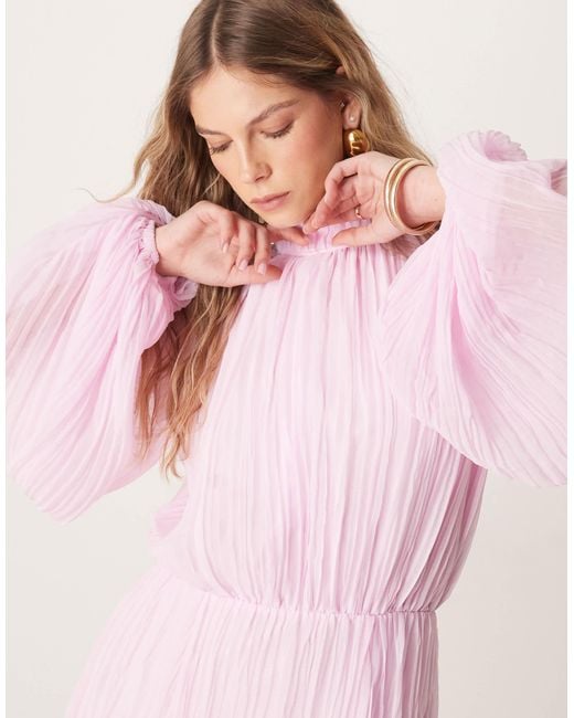 Robe longue froissée et plissée à manches blousantes et col montant - rose clair ASOS en coloris Pink