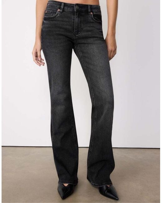 Stradivarius White D67 Slim Bootcut Jeans