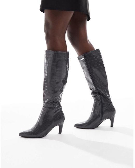 SEQWL White Starburst Knee Boots