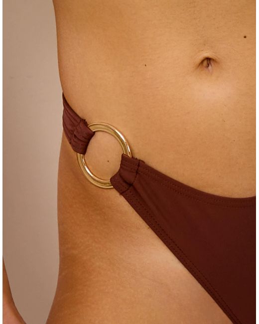 Wolf & Whistle Brown X maia andrews – bikinioberteil