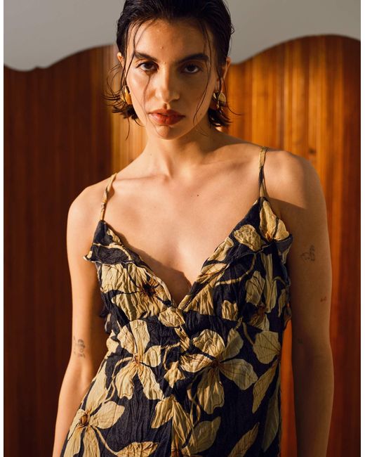 TOPSHOP Black Floral Print Crinkle Mesh Maxi Dress