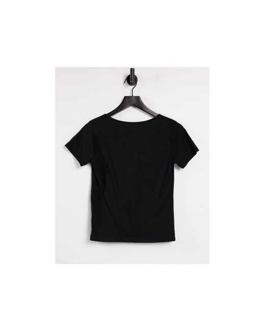 plain black shirt pattern
