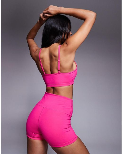4505 Icon in het Pink
