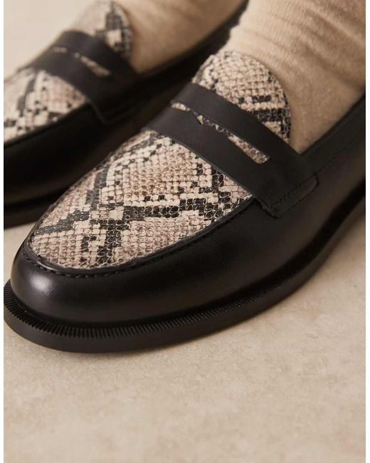 Walk London Natural Rhea Saddle Loafer