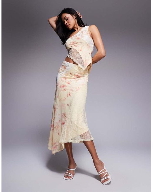 Love Triangle Gray Asymmetric Spliced Floral Lace Top Co-ord