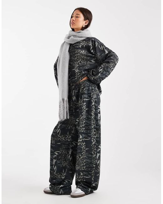 Collusion Multicolor Wide Leg jogger